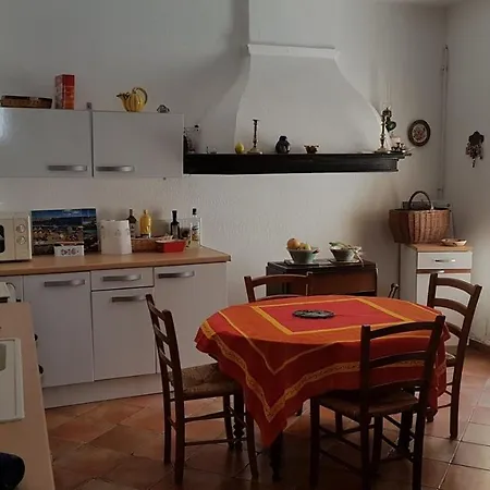 펜션 Corbieres Maison Familiale 6 Pers. Avec Cour De 120m² Clim Et Parking